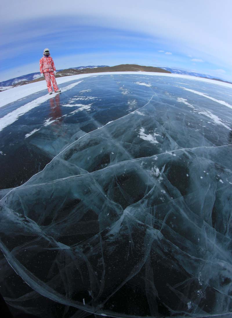 Открытый лед Байкала